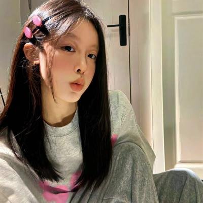 草裙春色